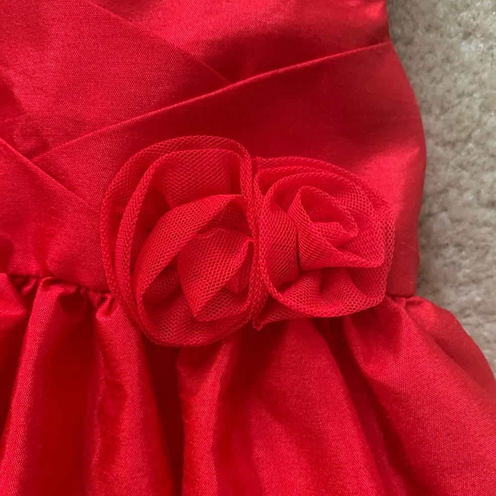 Carter’s Red Taffeta And Crinoline Formal Flower Girl Dress Size 9 mos